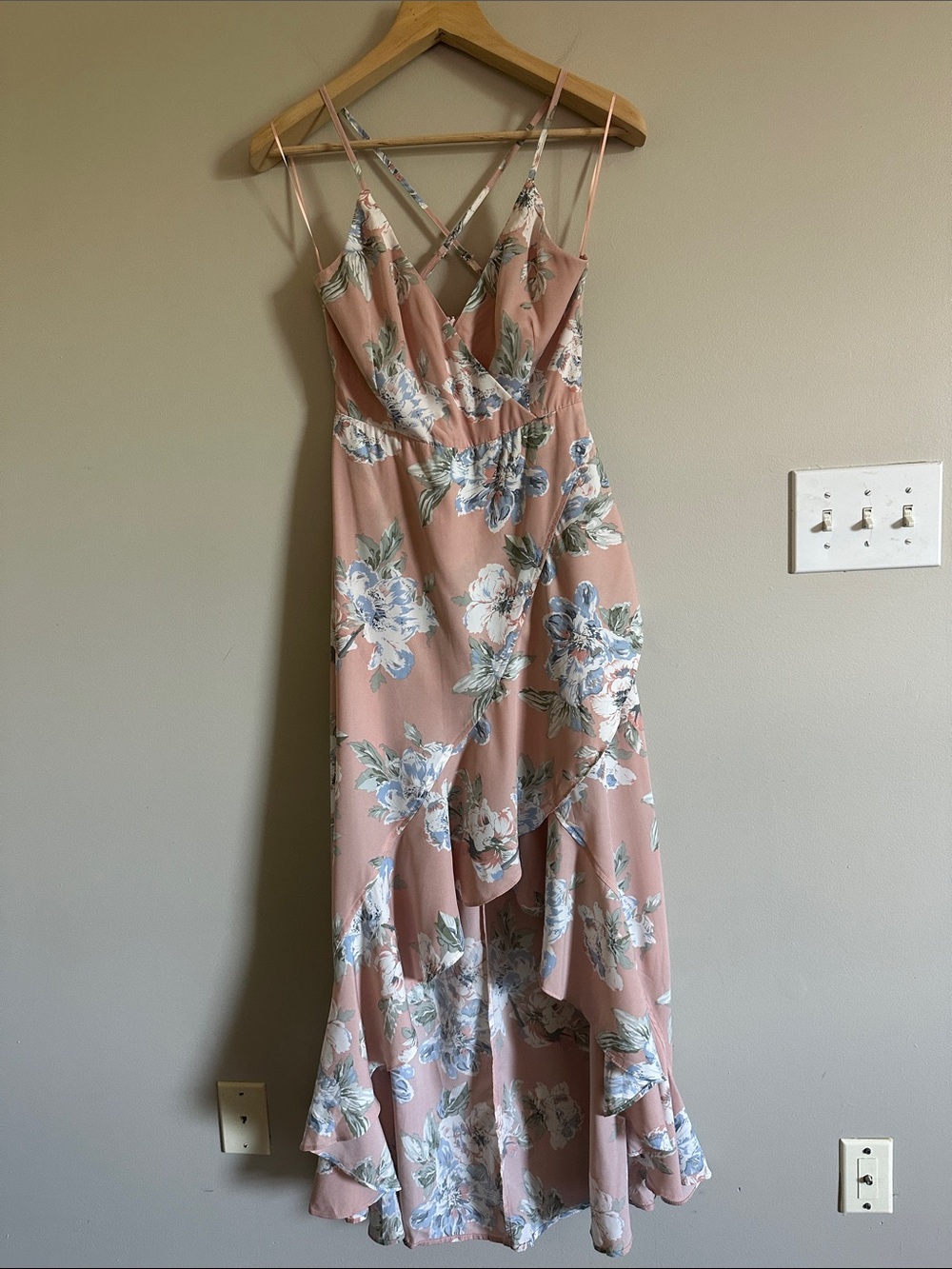 Floral High-Low Ruffle Maxi Dress - Picture 13 of 16